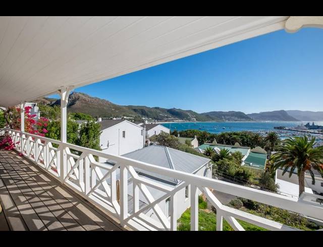 2 BEDROOM PROPERTY TO RENT IN SIMONS TOWN CENTRAL